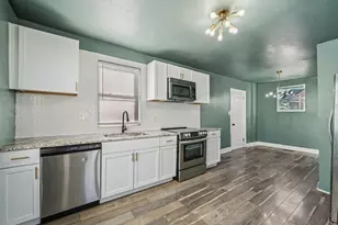 995 E 17th Ave, Columbus, OH 43211 - Photo 9