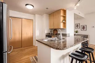 196 S Grant Ave, Columbus, OH 43215 - Photo 17