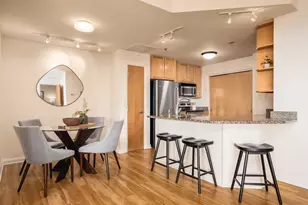 196 S Grant Ave, Columbus, OH 43215 - Photo 15