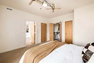 196 S Grant Ave, Columbus, OH 43215 - Photo 29