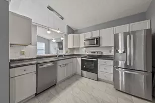 2456 Sanford Dr, Columbus, OH 43235 - Photo 11