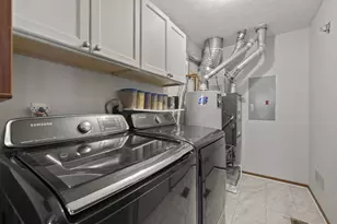 2456 Sanford Dr, Columbus, OH 43235 - Photo 21