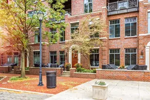 251 Daniel Burnham Square, Columbus, OH 43215 - Photo 3