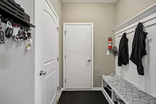 573 Eagle Walk Rd, Delaware, OH 43015 - Photo 3