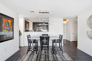 1 Miranova Pl, Columbus, OH 43215 - Photo 15