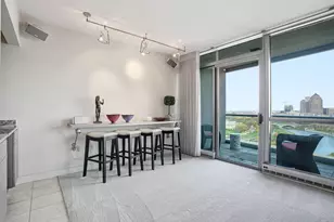 1 Miranova Pl, Columbus, OH 43215 - Photo 21