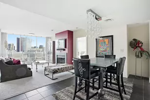 1 Miranova Pl, Columbus, OH 43215 - Photo 17