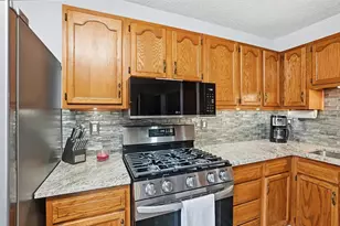 4864 Honeysuckle Blvd, Columbus, OH 43230 - Photo 13