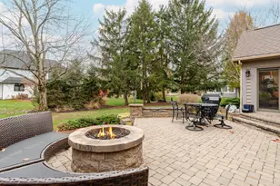 211 Crossing Creek N, Gahanna, OH 43230 - Photo 3