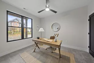 1095 Franklin Ave, Columbus, OH 43205 - Photo 3