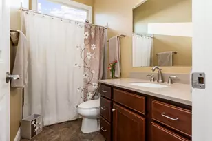 886 Ballater Dr, Delaware, OH 43015 - Photo 45