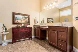 886 Ballater Dr, Delaware, OH 43015 - Photo 43