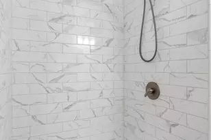 814 Chestershire Rd, Columbus, OH 43204 - Photo 23