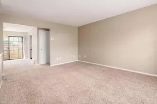 5297 Brandy Oaks Ln, Columbus, OH 43220 - Photo 3