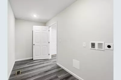 221 Falcon Street #16, Bellefontaine, OH 43311 - Photo 9