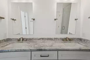 276 Dickenson St, Columbus, OH 43215 - Photo 25