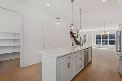 276 Dickenson Street, Columbus, OH 43215 - Photo 11