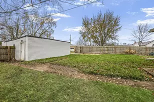 1010 S Court St, Circleville, OH 43113 - Photo 3