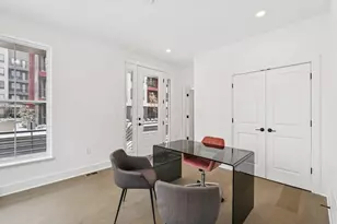 286 Dickenson St, Columbus, OH 43215 - Photo 29