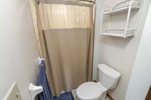 200 Glenhurst Ct, Columbus, OH 43230 - Photo 23