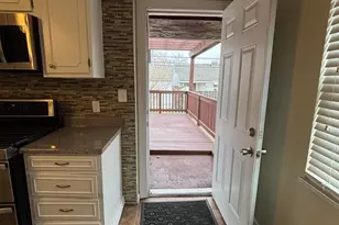 514 Enfield Rd, Columbus, OH 43209 - Photo 9