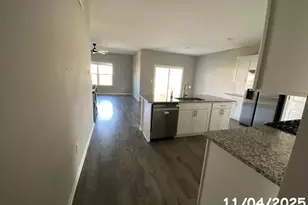 302 Shady Hollow Dr, Commercial Point, OH 43116 - Photo 11