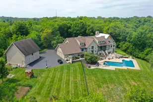 8108 Harriott Rd, Dublin, OH 43017 - Photo 3