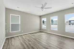 996 Heimat Haus Dr, Grove City, OH 43123 - Photo 5