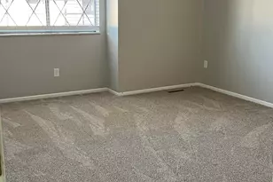 3068 Highcliff Ct, Columbus, OH 43231 - Photo 9