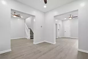 256 N Monroe Ave, Columbus, OH 43203 - Photo 13