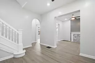 256 N Monroe Ave, Columbus, OH 43203 - Photo 7