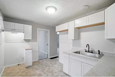 255 E Woodrow Avenue, Columbus, OH 43207 - Photo 15