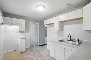 255 E Woodrow Ave, Columbus, OH 43207 - Photo 15