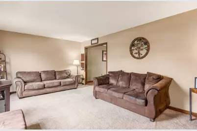 8830 Hubbard Drive N, Galloway, OH 43119 - Photo 15