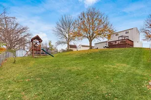 8830 Hubbard Dr N, Galloway, OH 43119 - Photo 3