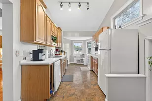 17 E Oak St, Canal Winchester, OH 43110 - Photo 25