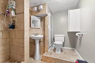 17 E Oak St, Canal Winchester, OH 43110 - Photo 59