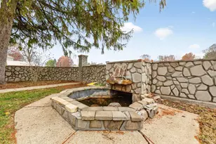 17 E Oak St, Canal Winchester, OH 43110 - Photo 5