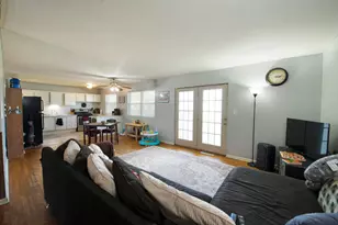 1564 Smith Rd, Columbus, OH 43207 - Photo 9