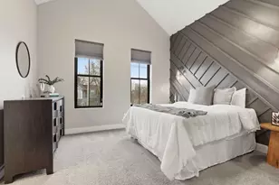 251 E 3rd Ave, Columbus, OH 43201 - Photo 29