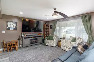 642 Belle-Aire Pl, Washington Court House, OH 43160 - Photo 7