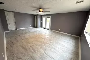 6156 Roselawn Ave, Columbus, OH 43232 - Photo 15