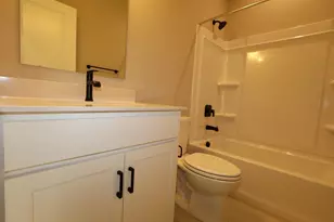 282 Olympic Loop, Commercial Point, OH 43116 - Photo 7