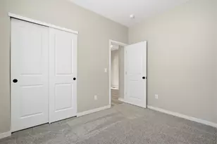 282 Olympic Loop, Commercial Point, OH 43116 - Photo 9