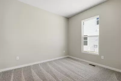 282 Olympic Loop, Commercial Point, OH 43116 - Photo 9