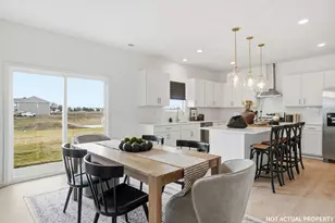 1106 Hartford Ln, London, OH 43140 - Photo 9