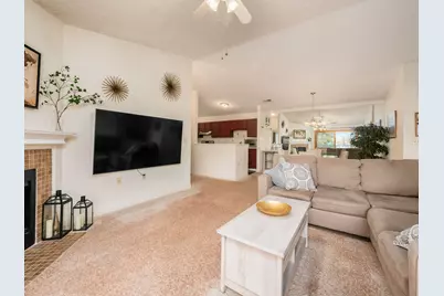 6755 Meadow Creek Drive #207, Columbus, OH 43235 - Photo 9