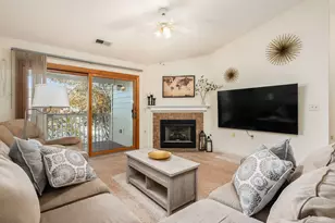 6755 Meadow Creek Dr, Columbus, OH 43235 - Photo 7