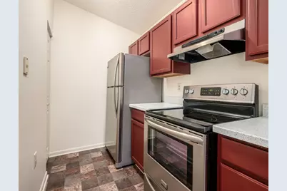 6755 Meadow Creek Drive #207, Columbus, OH 43235 - Photo 5