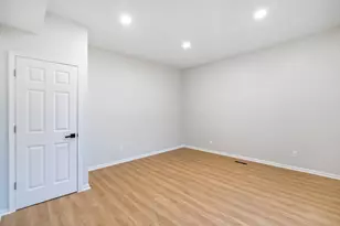 221 S Yale Ave, Columbus, OH 43222 - Photo 27